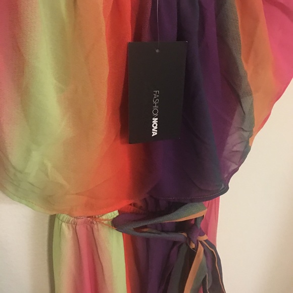 NWT fashion nova pride and joy maxi dress size s - Picture 6 of 7